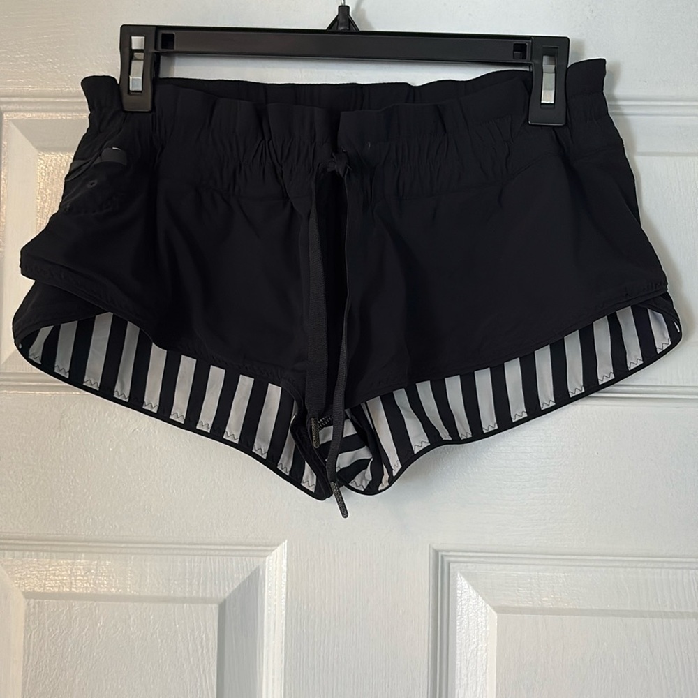 Lululemon Reversible Shorts Size 8